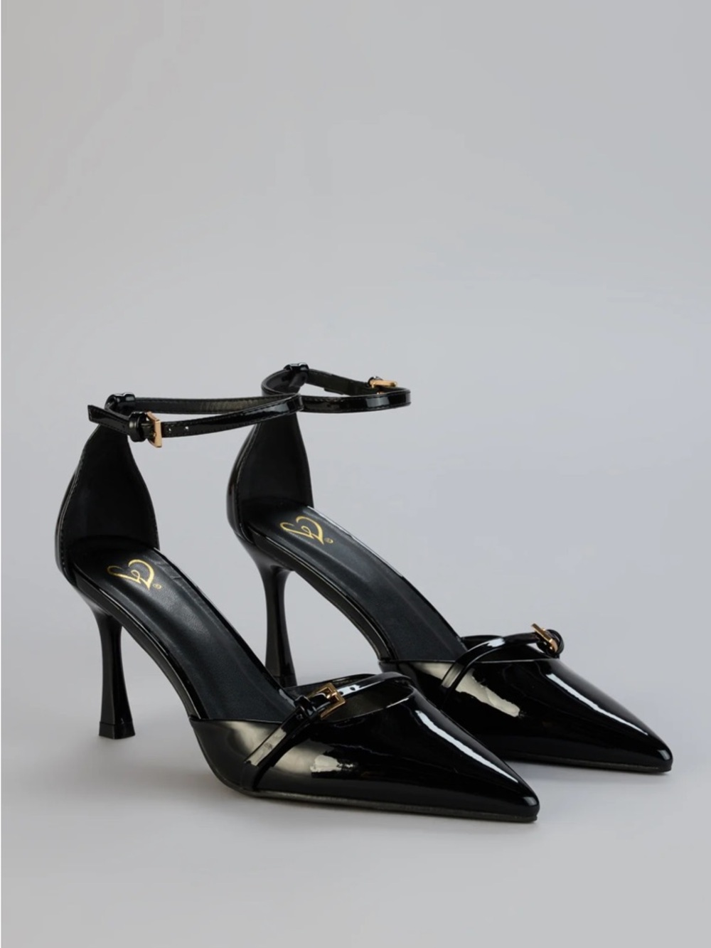 LIKE NEW Windsor Point Taken Closed Toe Buckle Pumps (Size 7.5)